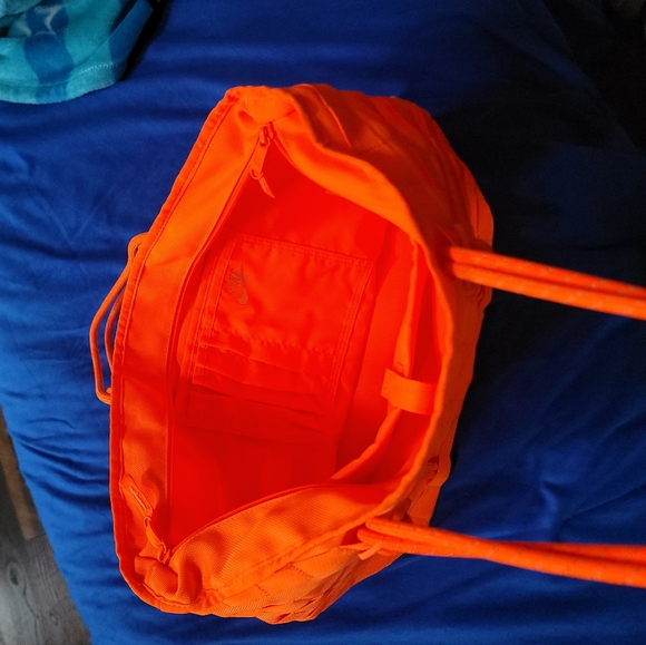 Nike AF-1 Tote Bag in the 'Total Orange' - Picture 5 of 5